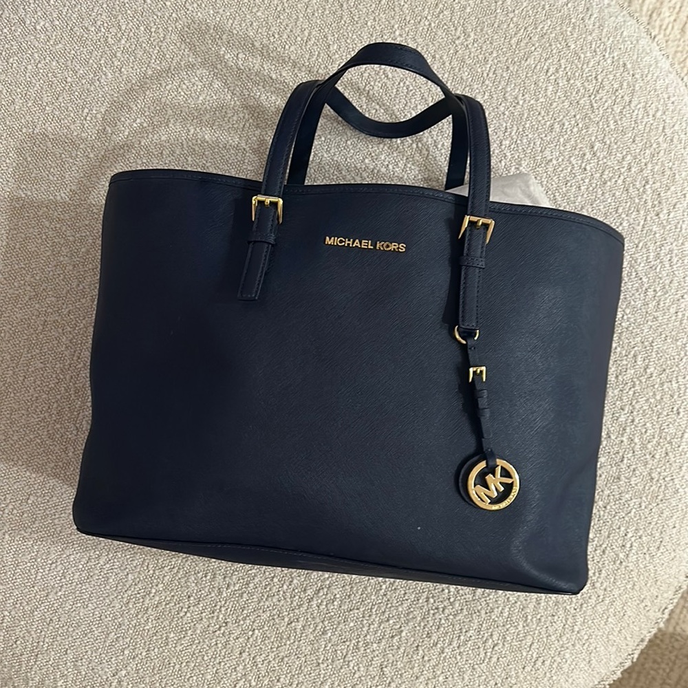 Michael Kors tote